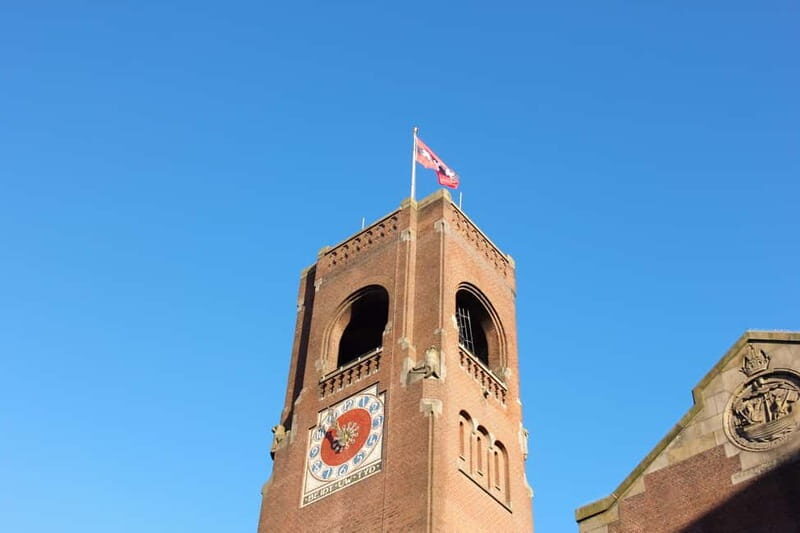 Amsterdam: 2-hour History & Culture tour with a Local - Who Should Book This Tour?