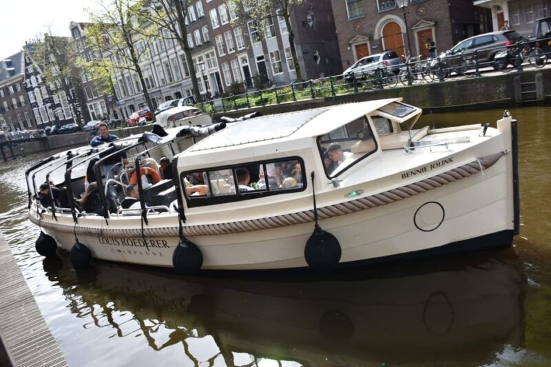 Amsterdam: 420 Smoke-Friendly Boat Tour - What to Expect During the Cruise