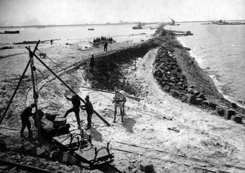 Amsterdam: Afsluitdijk and Wadden Center Museum Private Tour - Key Points