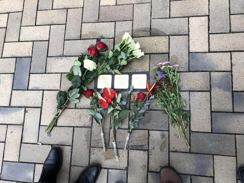 Amsterdam: Anne Frank and WWII Private Walking Tour - Key Points