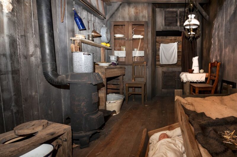 Amsterdam: Architecture Museum Het Schip Entry Ticket & Tour - Discovering the Architectural Marvel: An In-Depth Look at Het Schip