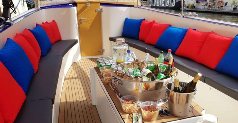 Amsterdam: Canal Booze Cruise with Unlimited Drinks Option - Who Will Love This Experience?
