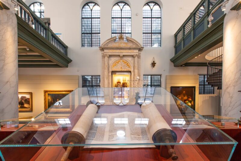 Amsterdam: Canal Cruise and Jewish Cultural Quarter Tickets - FAQ