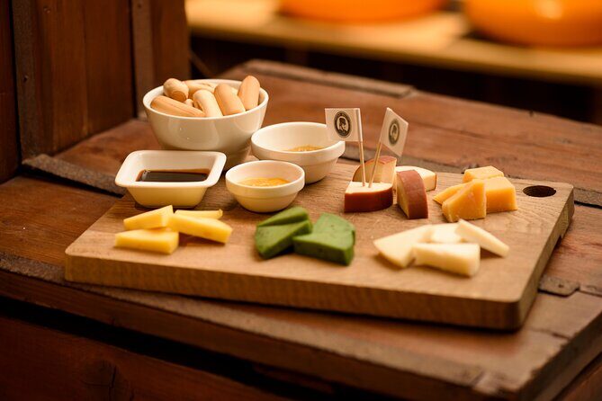 Amsterdam Cheese Tasting with Wine and Beer Pairing - An In-Depth Look at the Amsterdam Cheese Tasting Experience