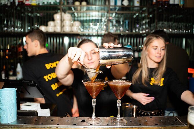 Amsterdam: City Centre Bar Crawl and Nightlife Experience - An In-Depth Look at the Amsterdam City Centre Bar Crawl and Nightlife Experience