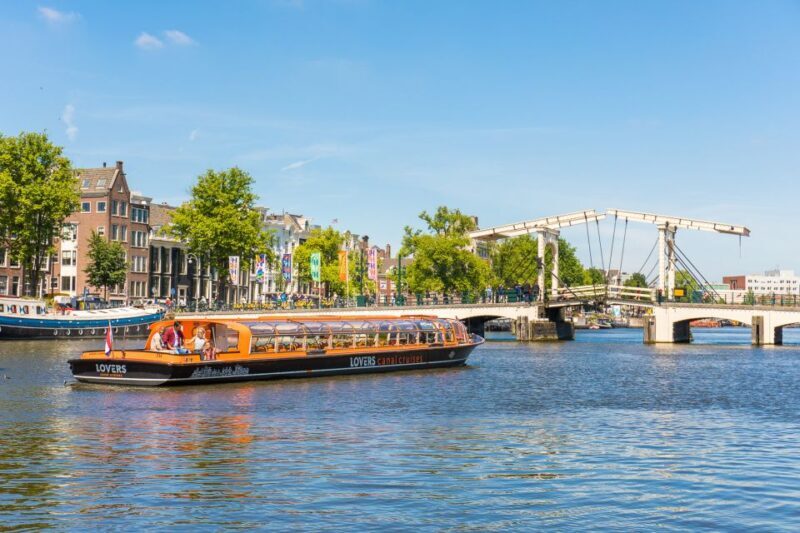 Amsterdam: City Centre Canal Cruise including Audioguide - Easy and Flexible Departure Points