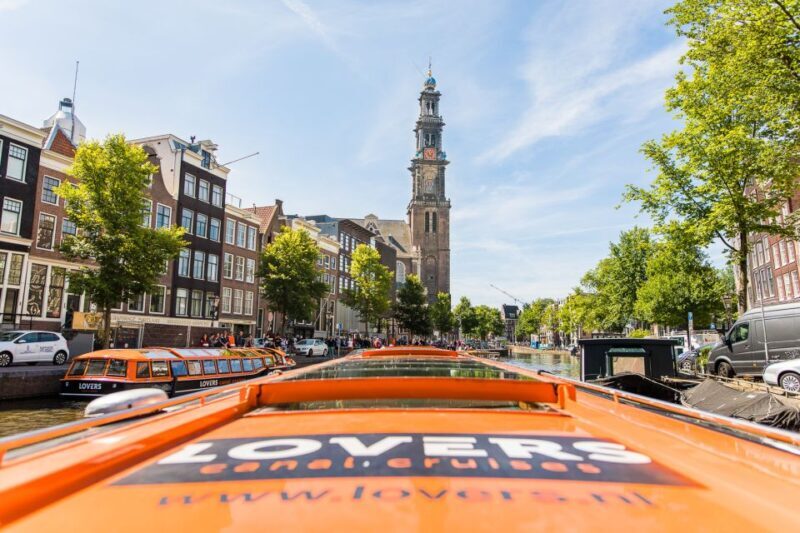 Amsterdam: City Centre Canal Cruise including Audioguide - The Experience: What It Feels Like