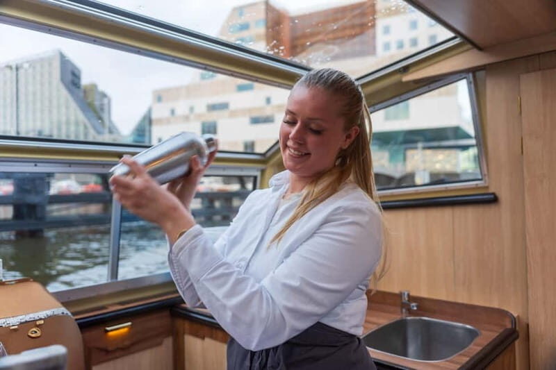 Amsterdam: Evening Cocktail Cruise Along The Canals - Authentic Reviews and Insights