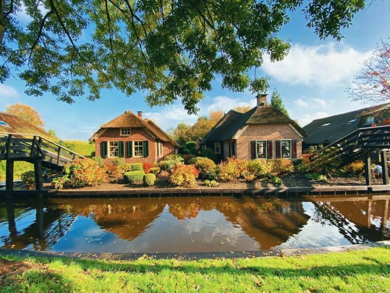 Amsterdam: Explore Giethoorn in a Private Tour with Driver - Authentic Experiences & Special Touches