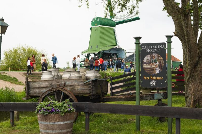 Amsterdam: Explore Zaanse Schans: Half-Day Luxury Coach Trip - FAQ