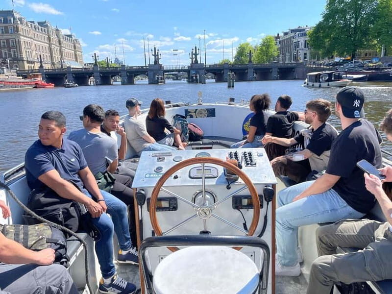 Amsterdam: Friendly 420 Smoking Sunset Cruise - Key Points