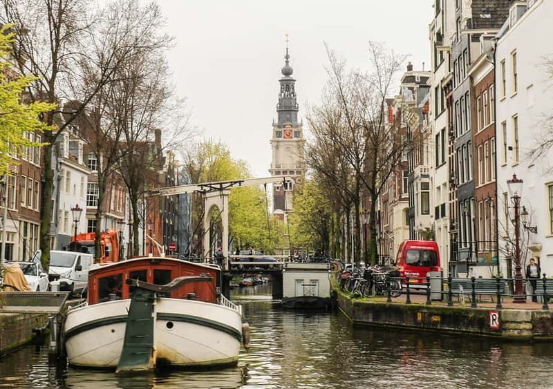 Amsterdam: German Canal Cruise with Unlimited Drinks Option - Who Will Love This Tour?