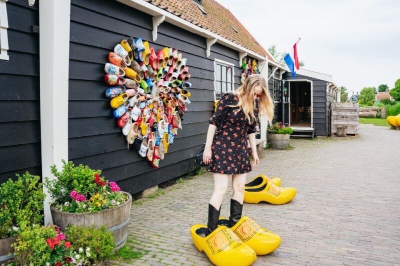 Amsterdam: Giethoorn, Volendam, and Zaanse Schans Tour - Authentic Experiences That Stand Out