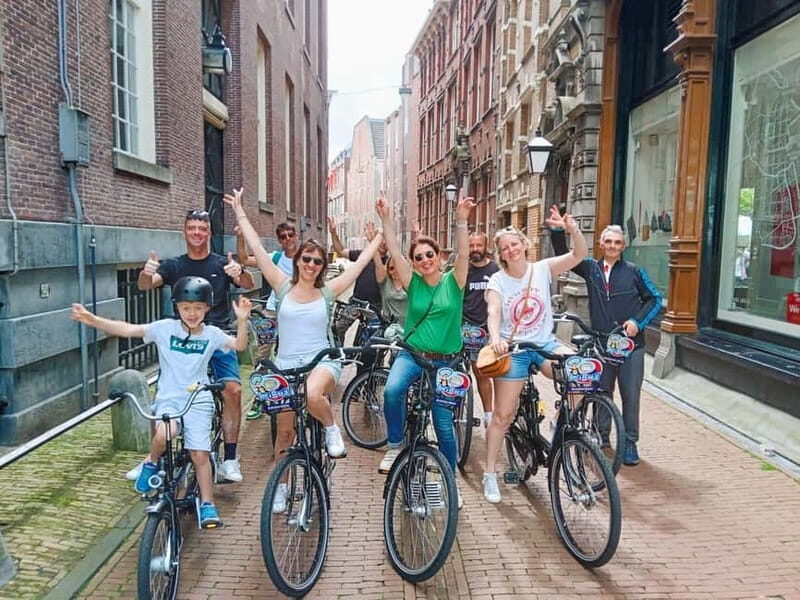 Amsterdam: Guided bike tour in French off the beaten track - Practical Considerations