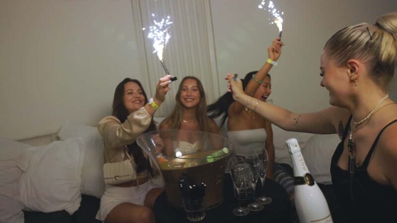 Amsterdam: H7 Warehouse NYE Party & Indoor Festival - Food and Beverage Options