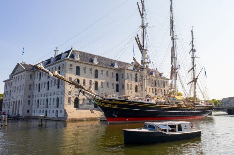 Amsterdam: Historic Boat Cruise with open bar and nibbles - The Itinerary & Sightseeing