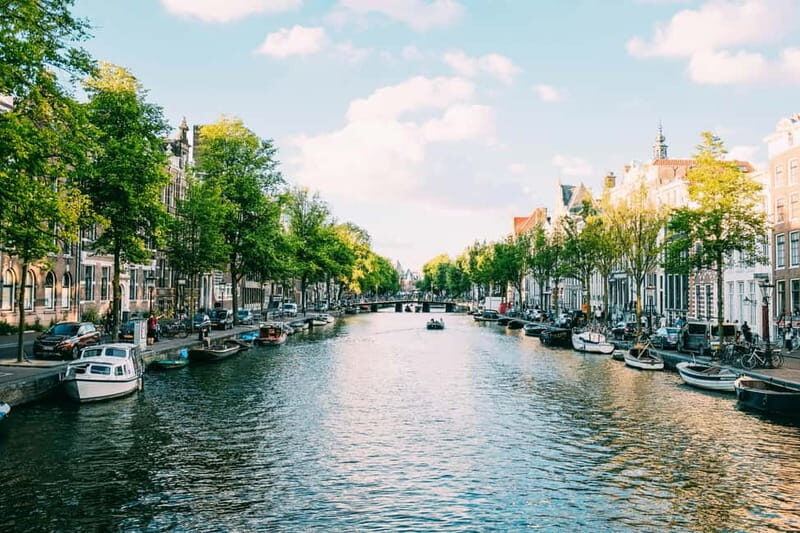 Amsterdam: Historic City Centre Canal Cruise - Value for Money
