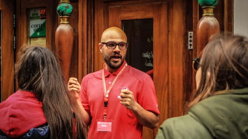 Amsterdam: Iconic Canals & Historic Sights Walking Tour - Who Should Book This Tour?