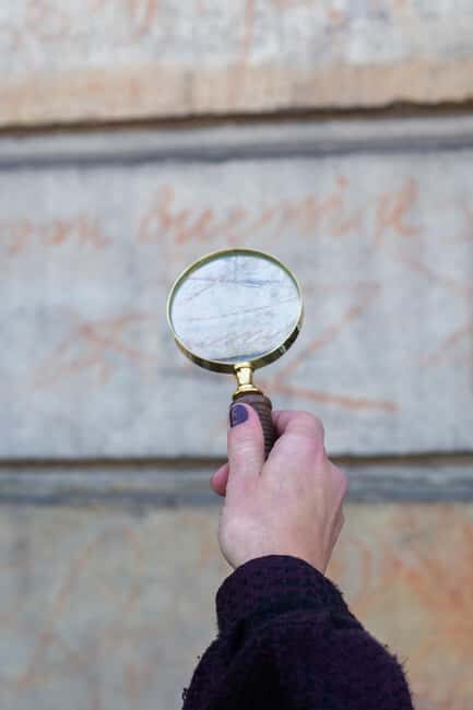 Amsterdam Legends & History Walking Tour with Local Guide - The Authenticity Factor