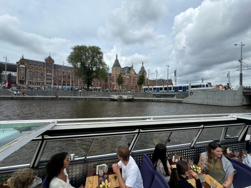 Amsterdam: Luxury Cheese & Wine Canal Cruise - Final Verdict