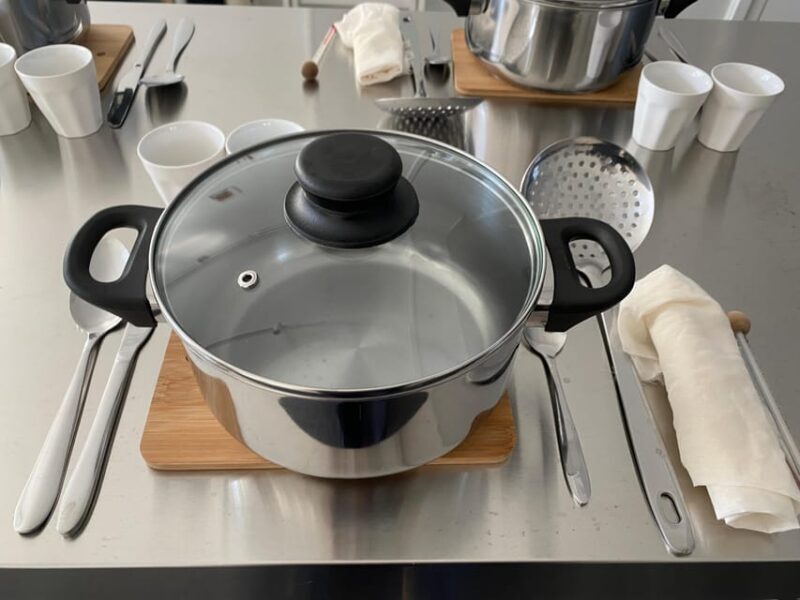 Amsterdam: Make your cheese next to De Hallen - Key Points