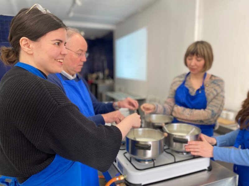 Amsterdam: Make your cheese next to De Hallen - What to Expect from Your Cheesemaking Workshop