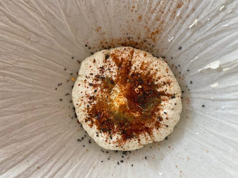 Amsterdam: Make your cheese next to De Hallen - FAQs