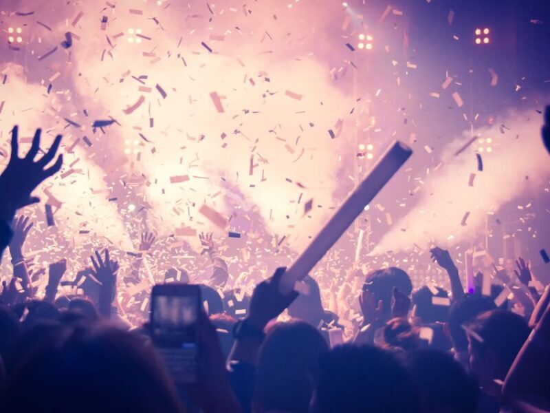 Amsterdam: Moco Museum & Nightclubs Admission Combo w/ Taxi - FAQ