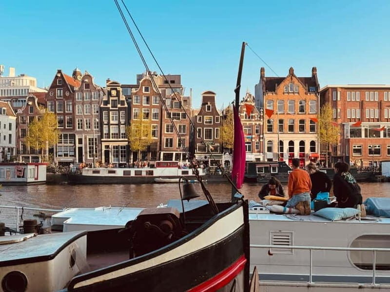 Amsterdam: Off the Beaten Path Bike Tour in French - Authenticity and Value for Money