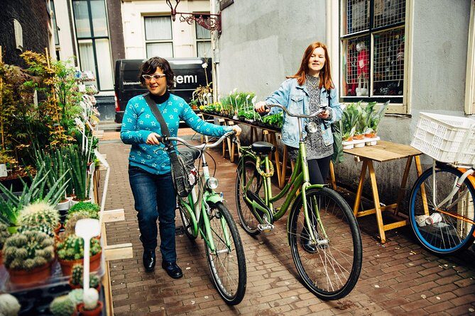 Amsterdam PRIVATE Bike Tour With Locals: Bike & Local Snack Included - Frequently Asked Questions