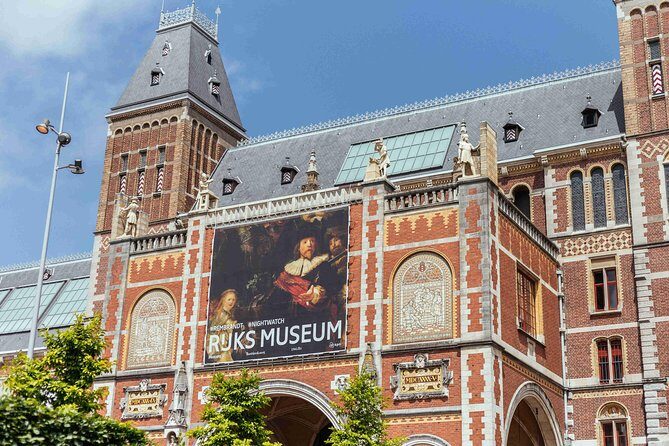 Amsterdam PRIVATE Bike Tour With Locals: Bike & Local Snack Included - Final Verdict