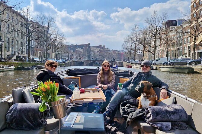 Amsterdam Private Canal Cruise  90 Minutes through the Old City - Key Points