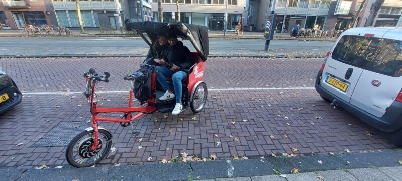 Amsterdam: Private City Highlights Tour by Rickshaw - What makes this Rickshaw Tour stand out?