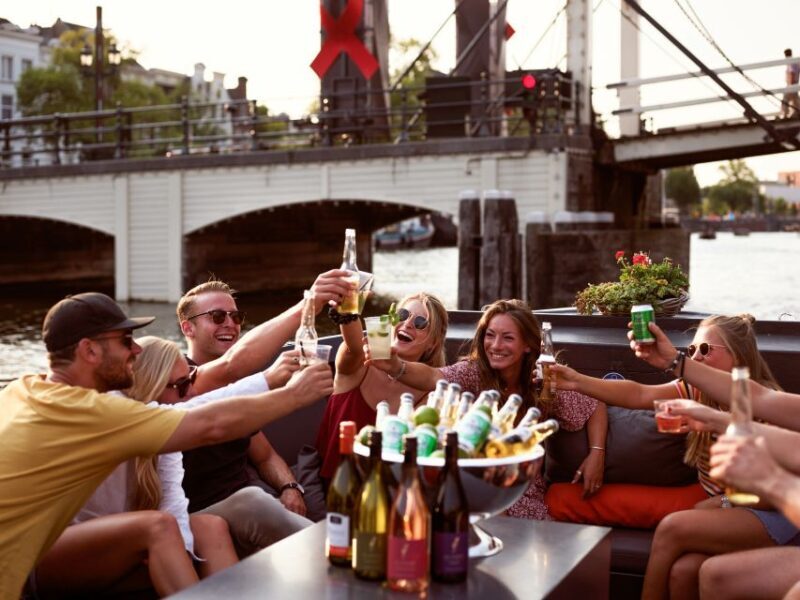 Amsterdam: Private Cruise with Drinks & Optional Snacks - FAQ