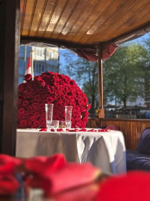 Amsterdam: Private Dinner Cruise on a Luxury Saloon Boat - Who Will Love This Experience?