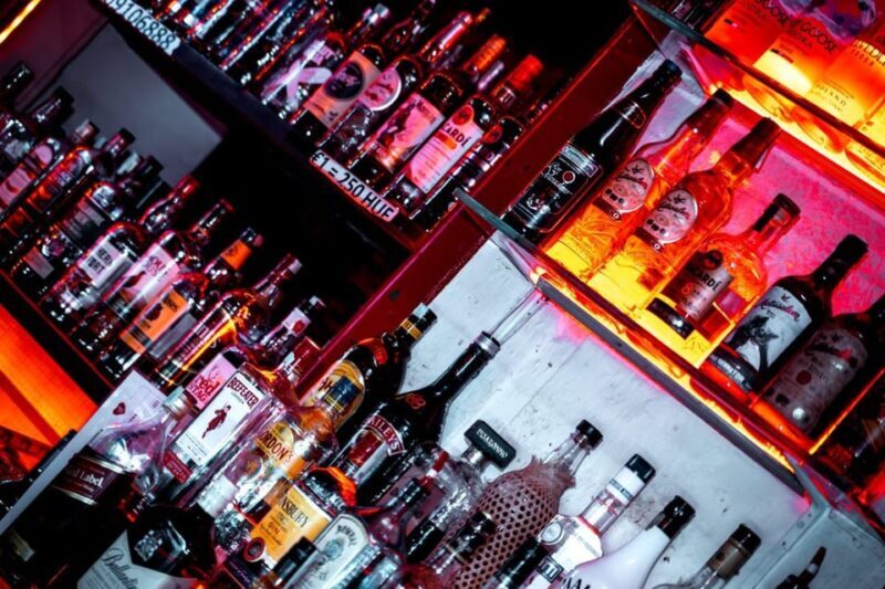 Amsterdam: Private Pub Crawl with VIP Club Entry and Shots - A Closer Look at the Itinerary