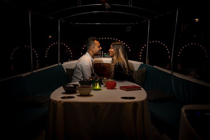 Amsterdam: Private Romantic Evening Canal Cruise + Bubbles/Snacks - Who Should Book This Experience?