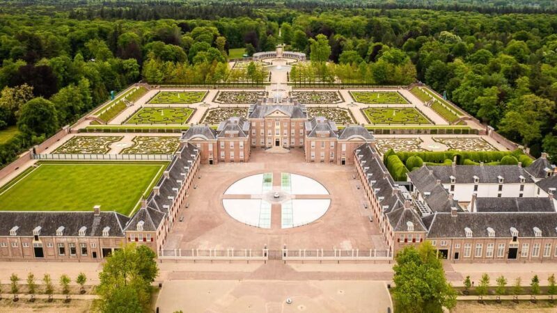 Amsterdam: Private Tour of Kröller-Museum Het Loo Muiderslot - An In-Depth Look at the Itinerary