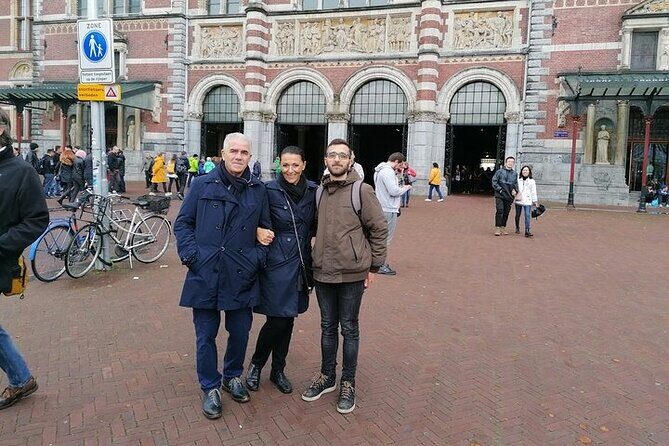 Amsterdam : Private Walking Tour With A Guide (Private Tour) - The Itinerary: What to Expect