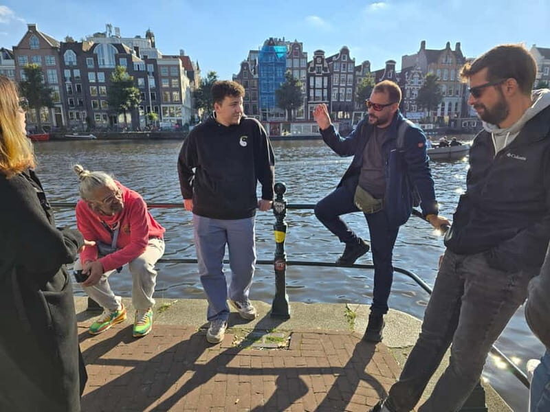 Amsterdam: Private walking tour with Coffee & Anne Frank VR - An Honest Look at the Amsterdam Private Walking Tour with Coffee & Anne Frank VR