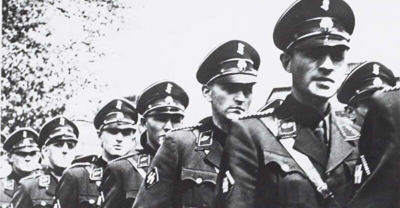 Amsterdam: Private World War Two History Walking Tour - Practicalities and Tips