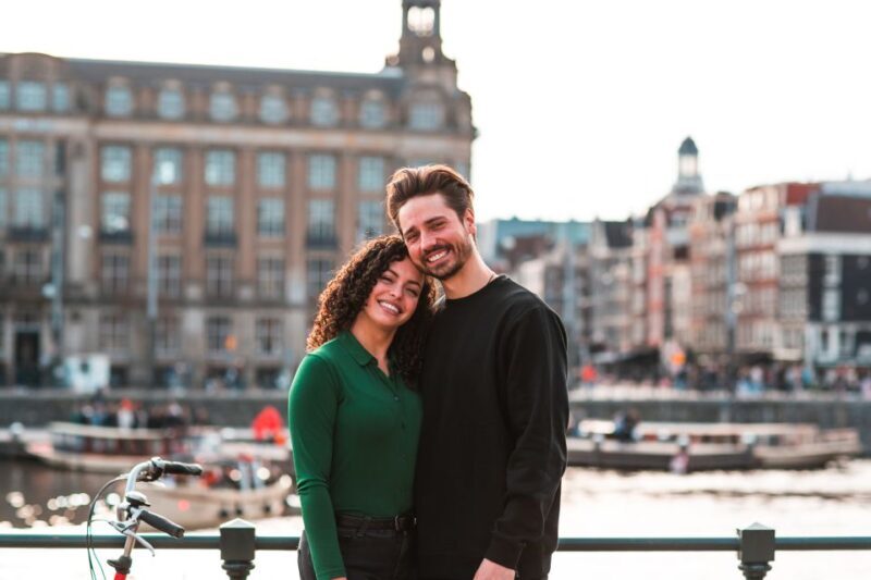 Amsterdam: Professional photoshoot at Centraal Station - What to Keep in Mind: Pros and Cons