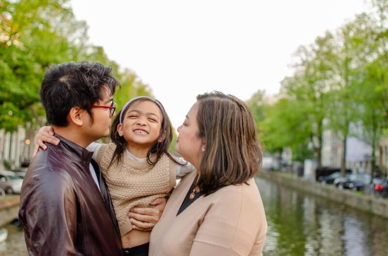 Amsterdam: Professional Photoshoot with 20 Images - FAQ