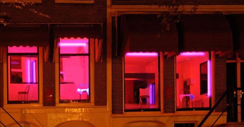 Amsterdam: Red Light District 1-hour Smartphone Audio Tour - Who Is This Tour Best For?