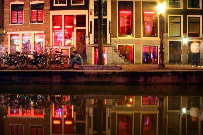Amsterdam Red Light District and City Center Walking Tour - Final Thoughts: Who Will Love This Tour?