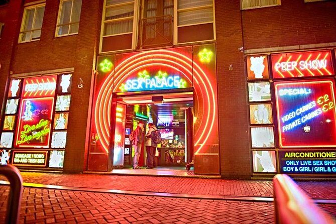 Amsterdam Red Light District group tour - Why This Tour Offers Value