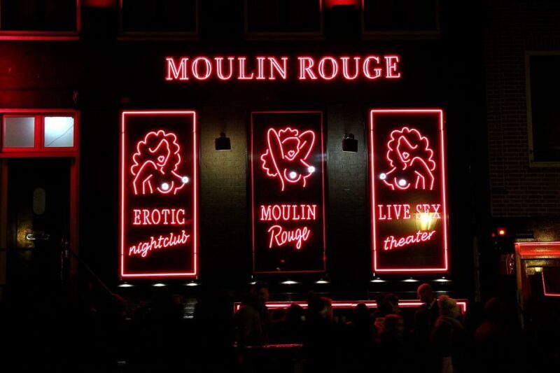 Amsterdam: Red Light District Tour in English or German - What You Can Expect from the Experience