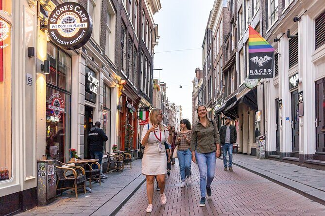Amsterdam Red Light District Walking Tour in EN/DE/IT - The Sum Up