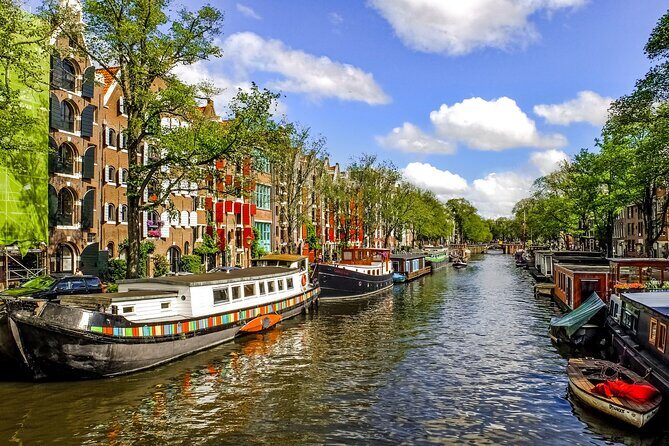 Amsterdam Scavenger Hunt and Highlights Self-Guided Tour - What Makes This Tour Stand Out