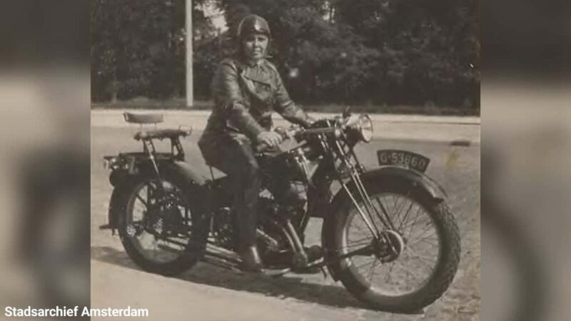 Amsterdam: Small-Group LGBTQ+ History Tour - Exploring the Heart of LGBTQ+ Amsterdam